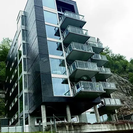 Apartment With A View *